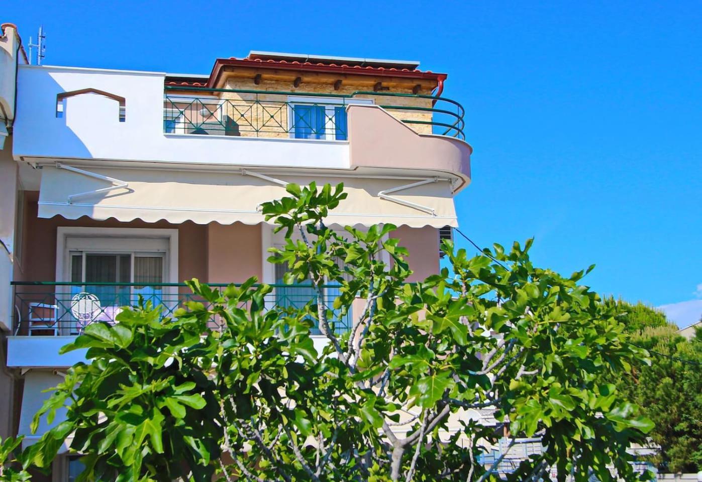 Coral Suite Palaiontsiflikion Exterior photo